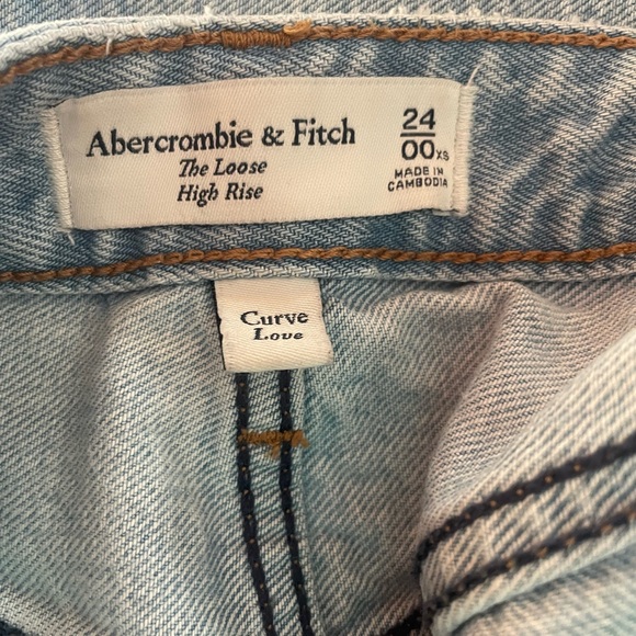 Abercrombie & Fitch Drapey Rigid Curve Love High Rise Loose Jeans Womens Size 24 - Picture 7 of 7